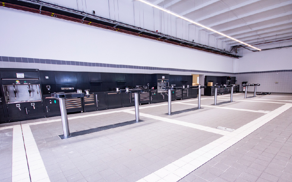 Full rebuild workshop design and complete garage equipment installation for Jaguar Land Rover’s Belfast dealership by CCS